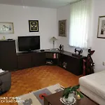 Center, Trnovski Pristan